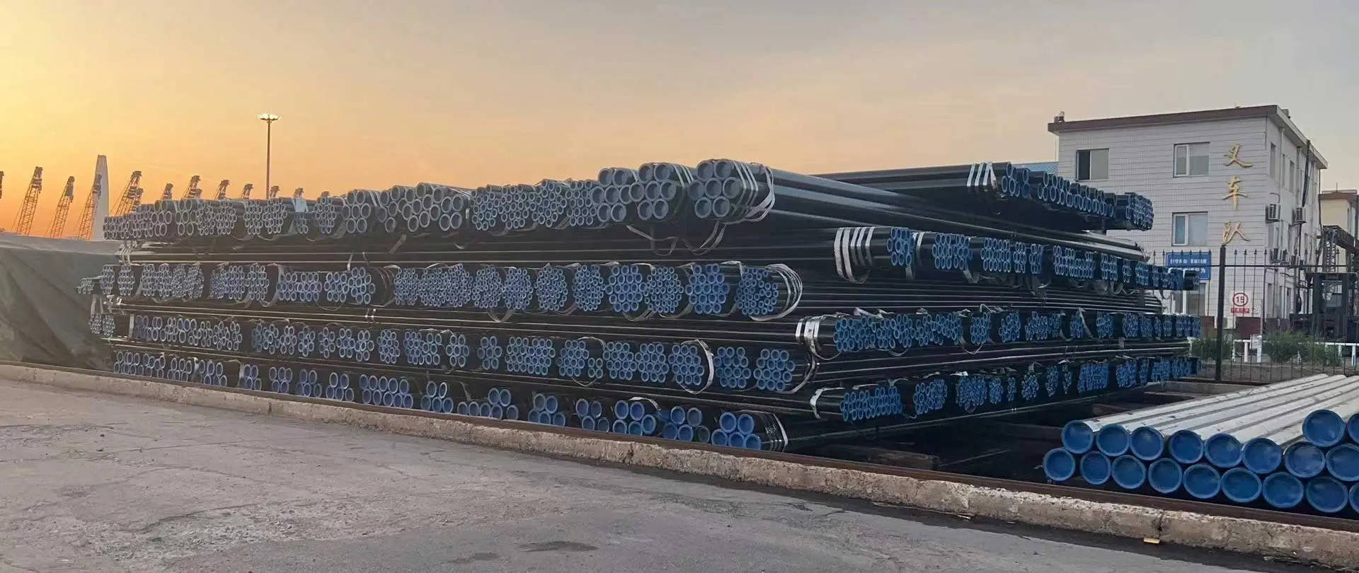 Seamless Line Pipe, Boiler Tubes, Seamless Carbon Steel Pipe, Seamless Pipe Manufacturers, Line Pipe