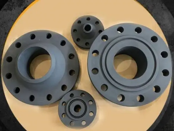 low temperature carbon steel pipe flanges, carbon steel flange grades, ASTM A105 flanges, ASTM A36 flanges, carbon steel vs alloy steel, weld neck flanges
